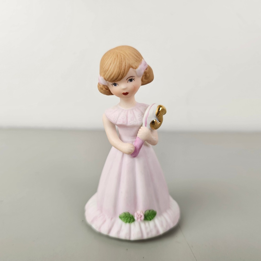 Enesco Growing Up Birthday Girls Age 5 Figurine Pink Porcelain Vintage 1982